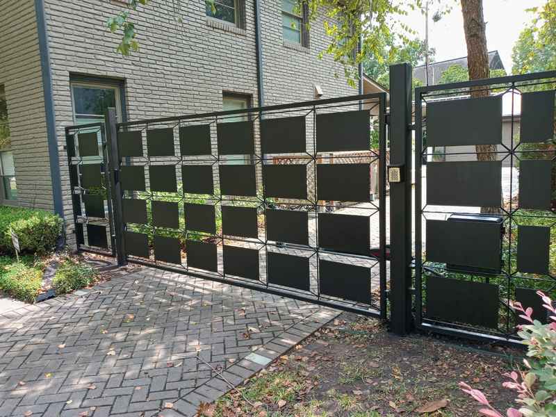 VAZQUEZ ACCESS_GATE